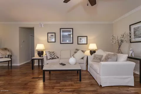 304 Admiralty Ct, Edgewater, FL 32141 photo 6