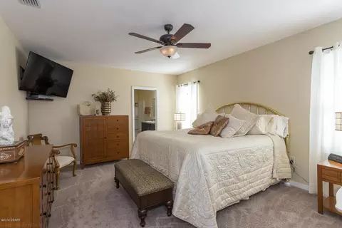 304 Admiralty Ct, Edgewater, FL 32141 photo 16