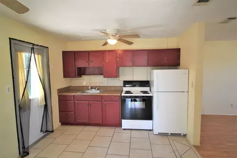 52 Tropical Dr, Ormond Beach, FL 32176 photo 4