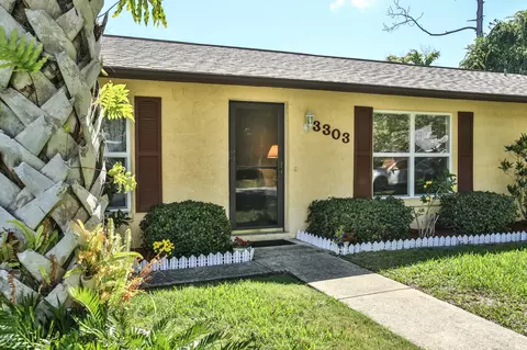 3303 Sabal Palm Dr, Edgewater, FL 32141 photo 2