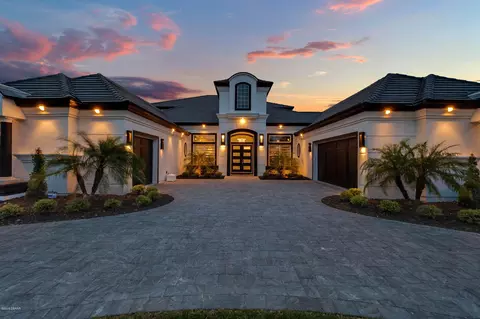 1232 Castlehawk Ln, Ormond Beach, FL 32174 photo 2