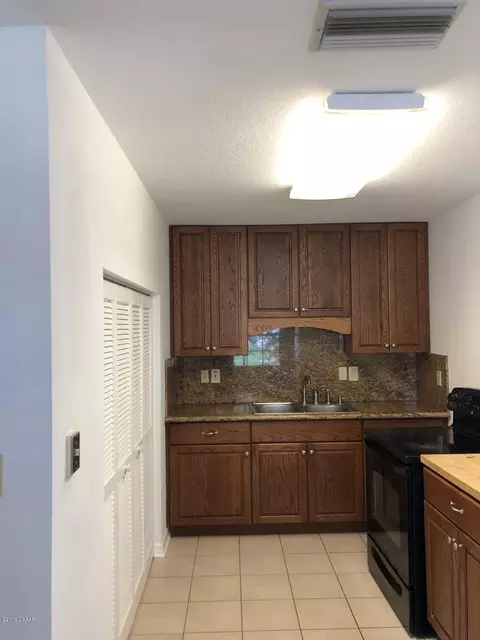 410 Sandpiper Ct, Edgewater, FL 32141 photo 6