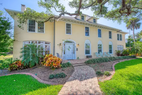 87 Riverside Dr, Ormond Beach, FL 32176 photo 1