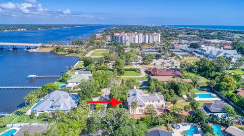 87 Riverside Dr, Ormond Beach, FL 32176 photo 2