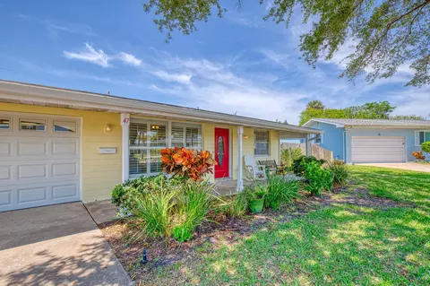 47 Oakview Cir, Ormond Beach, FL 32176 photo 2