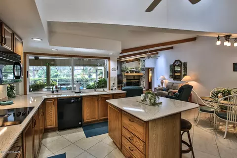 8 Kingsley Cir, Ormond Beach, FL 32174 photo 9