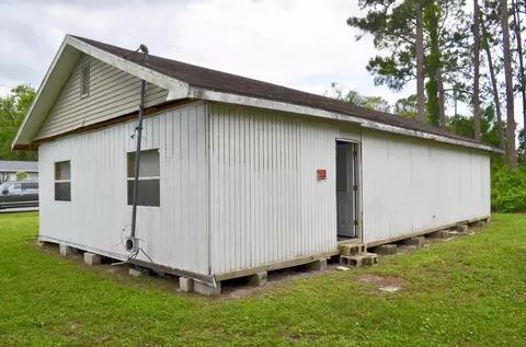 24001 Armadillo Rd, Astor, FL 32102 photo 2