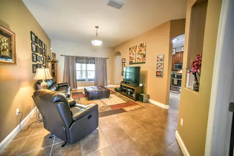 53 Chrysanthemum Dr, Ormond Beach, FL 32174 photo 4