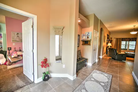53 Chrysanthemum Dr, Ormond Beach, FL 32174 photo 2