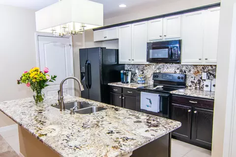 307 Admiralty Ct, Edgewater, FL 32141 photo 17