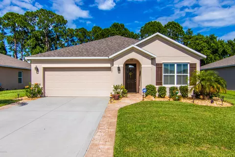 307 Admiralty Ct, Edgewater, FL 32141 photo 1