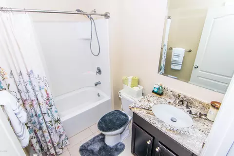 307 Admiralty Ct, Edgewater, FL 32141 photo 9