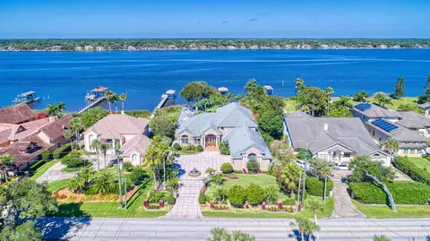 1348 John Anderson Dr, Ormond Beach, FL 32176 photo 2