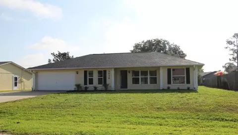 3039 Victory Palm Dr, Edgewater, FL 32141 photo 2