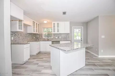 1717 Valencia Ave, Ormond Beach, FL 32174 photo 6