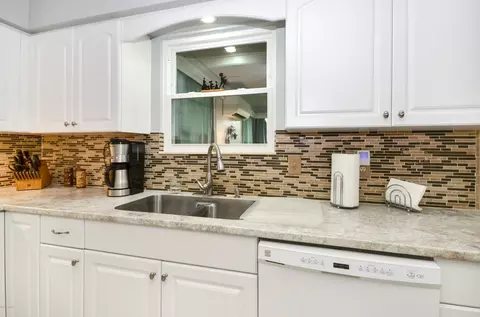 1330 Queen Palm Dr, Edgewater, FL 32132 photo 21