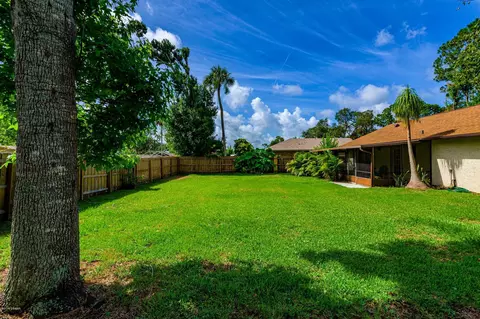 2523 Willow Oak Dr, Edgewater, FL 32141 photo 10