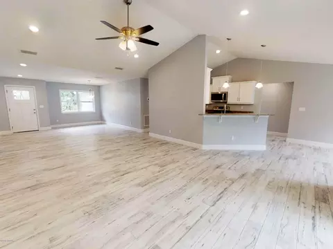 2507 Queen Palm Dr, Edgewater, FL 32141 photo 11