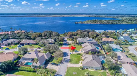 31 Julie Dr, Ormond Beach, FL 32176 photo 3
