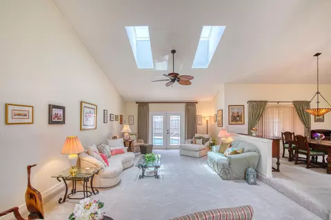 31 Julie Dr, Ormond Beach, FL 32176 photo 9