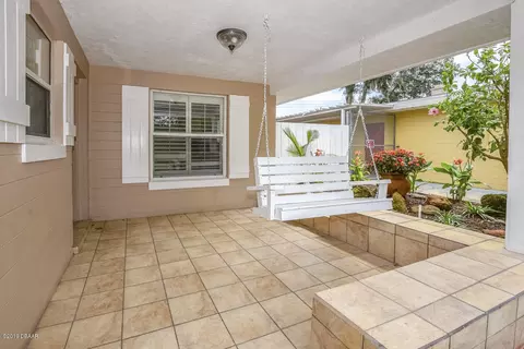 1267 Vanderbilt Dr, Ormond Beach, FL 32174 photo 4