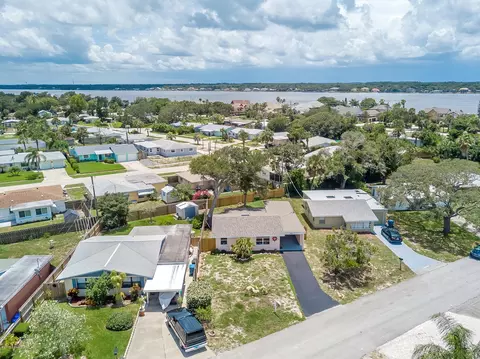60 Hibiscus Dr, Ormond Beach, FL 32176 photo 4