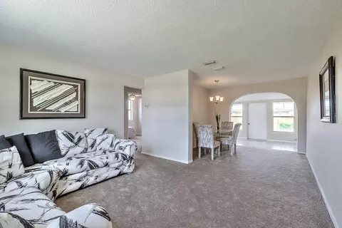 60 Hibiscus Dr, Ormond Beach, FL 32176 photo 8