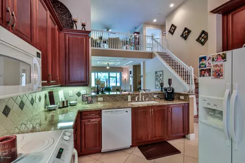 706 Cobblestone Dr, Ormond Beach, FL 32174 photo 9