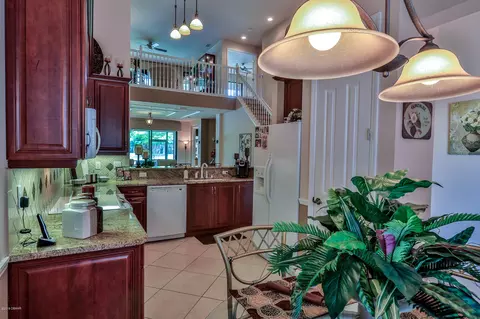 706 Cobblestone Dr, Ormond Beach, FL 32174 photo 11