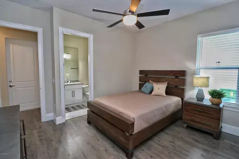 914 S Riverside Dr, Edgewater, FL 32132 photo 25