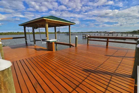 914 S Riverside Dr, Edgewater, FL 32132 photo 9