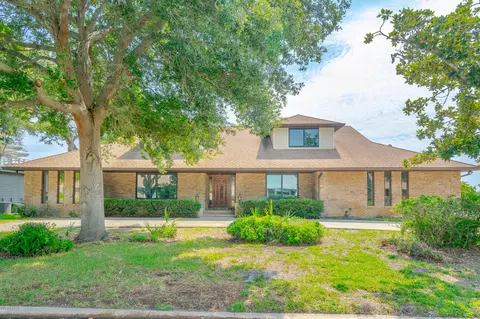 1209 Oak Forest Dr, Ormond Beach, FL 32174 photo 1