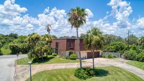81 Dianne Dr, Ormond Beach, FL 32176 photo 2