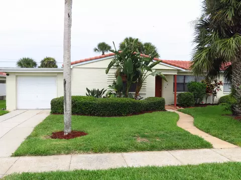624 Robin Rd #A, Ormond Beach, FL 32176 photo 1