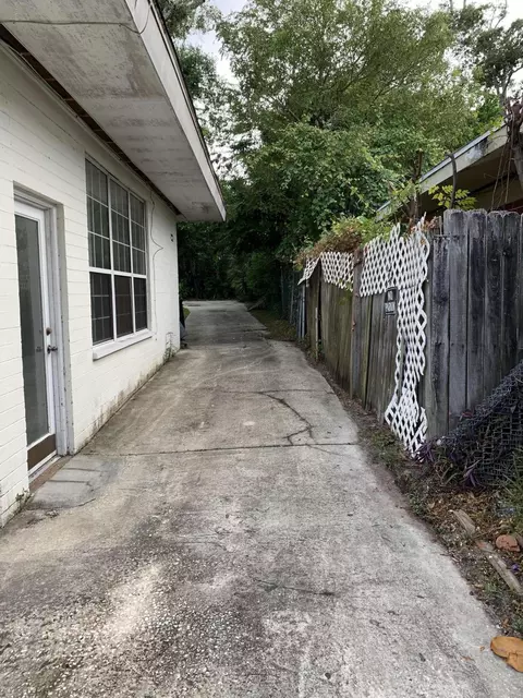 542 S Ridgewood Ave, Ormond Beach, FL 32174 photo 12