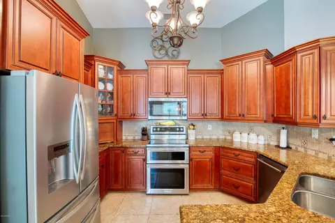 37 Lakebluff Dr, Ormond Beach, FL 32174 photo 18