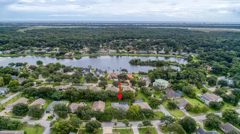 37 Lakebluff Dr, Ormond Beach, FL 32174 photo 2