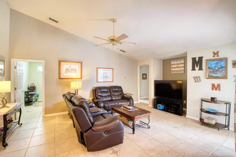 37 Lakebluff Dr, Ormond Beach, FL 32174 photo 22
