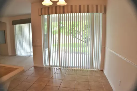 98 Lakebluff Dr, Ormond Beach, FL 32174 photo 5