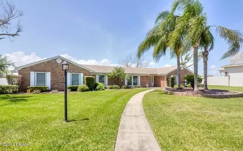 520 John Anderson Dr, Ormond Beach, FL 32176 photo 1