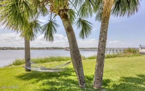 520 John Anderson Dr, Ormond Beach, FL 32176 photo 3