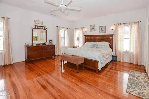 541 Riverside Dr, Ormond Beach, FL 32176 photo 28