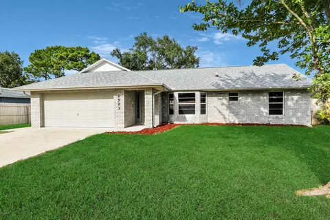 2523 Sabal Palm Dr, Edgewater, FL 32141 photo 1