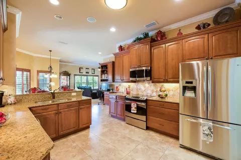 108 Creek Forest Ln, Ormond Beach, FL 32174 photo 4