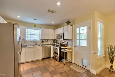 2204 Lime Tree Dr, Edgewater, FL 32141 photo 5