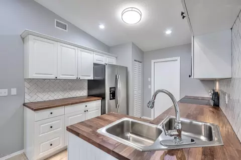 3032 Needle Palm Dr, Edgewater, FL 32141 photo 5