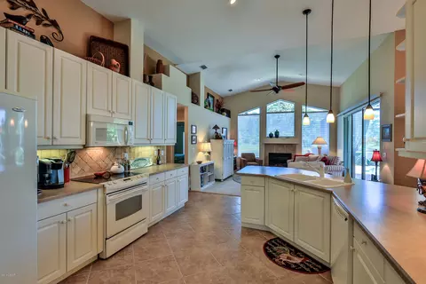 1213 Hampstead Ln, Ormond Beach, FL 32174 photo 3