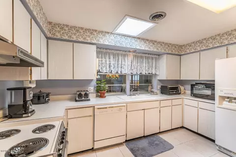 190 Ocean Ter, Ormond Beach, FL 32176 photo 13