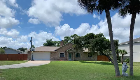 1948 Evergreen Dr, Edgewater, FL 32141 photo 1