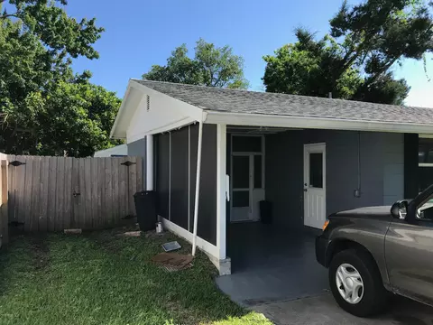 304 Adele St, Edgewater, FL 32132 photo 3